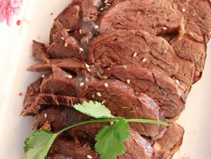 金城老碗【?！繗鉀_天、好“禮”相隨